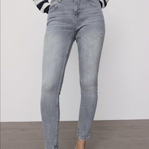 GRAY ZARA JEANS